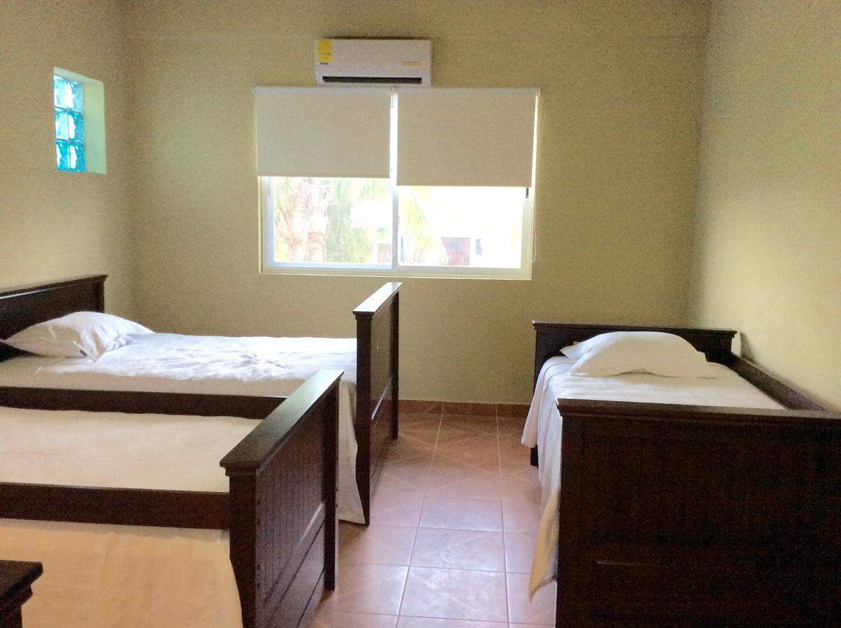 Casa Paloma Blanca Hostel Isla Mujeres Eksteriør bilde